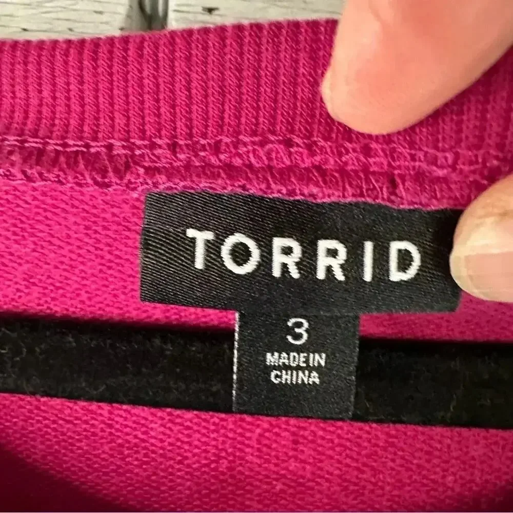 Torrid sweatshirt Graphic skull whimsiGoth ruffles Short Sleeve  plus size - Picture 9 of 12